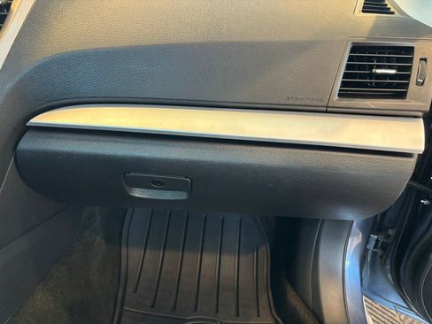 Used 2014 Subaru Legacy 2.5i AWD/4WD image 30