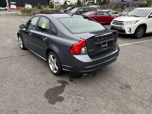 Used 2009 Volvo S40 T5 R-Design AWD/4WD image 7