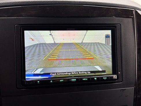 Used 2019 Mercedes-Benz Metris Passenger image 30