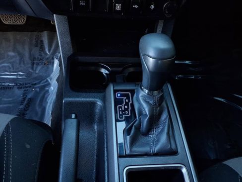 Certified 2023 Toyota Tacoma TRD Off-Road image 12