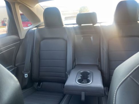 Used 2023 Volkswagen Jetta SE FWD image 18