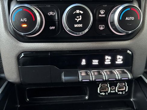 Used 2020 RAM 1500 Big Horn image 37