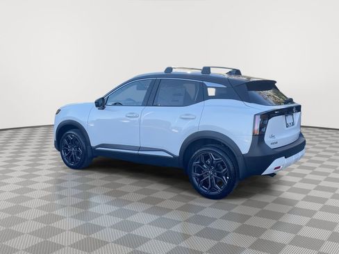 New 2026 Nissan Kicks SR w/ Cold Weather Package AWD/4WD image 7