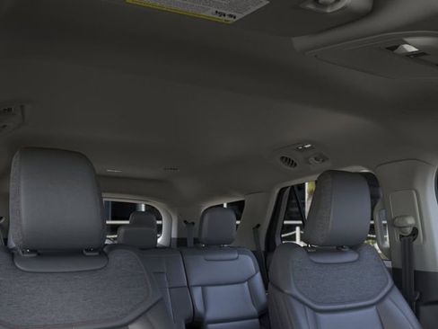 New 2026 Ford Explorer Active w/ Active Comfort Package RWD image 22