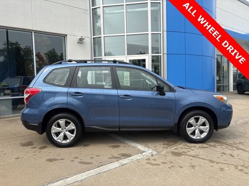 Used 2016 Subaru Forester 2.5i w/ Alloy Wheel Package image 7