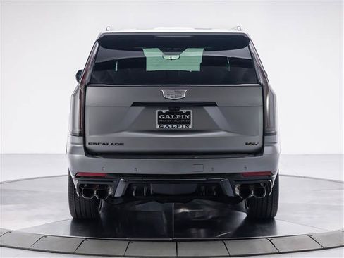Used 2026 Cadillac Escalade V AWD/4WD image 4