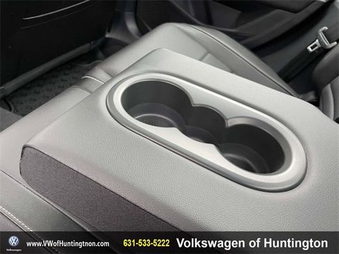 Certified 2022 Volkswagen Jetta SE image 10