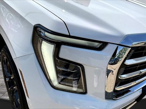New 2026 GMC Yukon XL Elevation w/ Elevation Premium Package AWD/4WD image 36