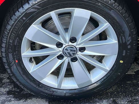 Used 2015 Volkswagen Jetta SE image 9