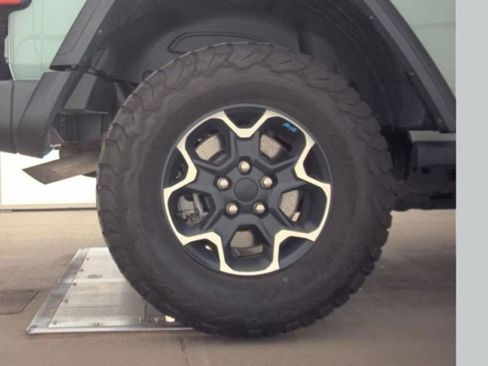 Used 2023 Jeep Wrangler Unlimited Rubicon 4xe AWD/4WD image 20