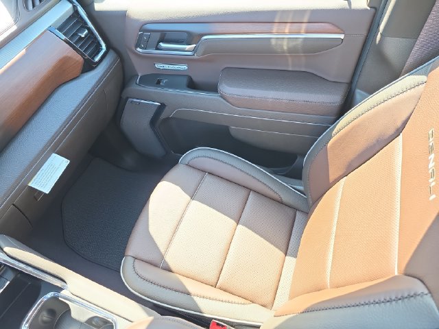 New 2026 GMC Sierra 1500 Denali w/ Technology Package AWD/4WD image 15