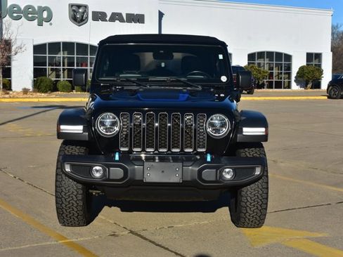 Used 2021 Jeep Wrangler Unlimited Rubicon 4xe image 2