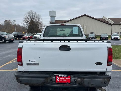Used 2005 Ford F250 4x4 Regular Cab Super Duty image 7