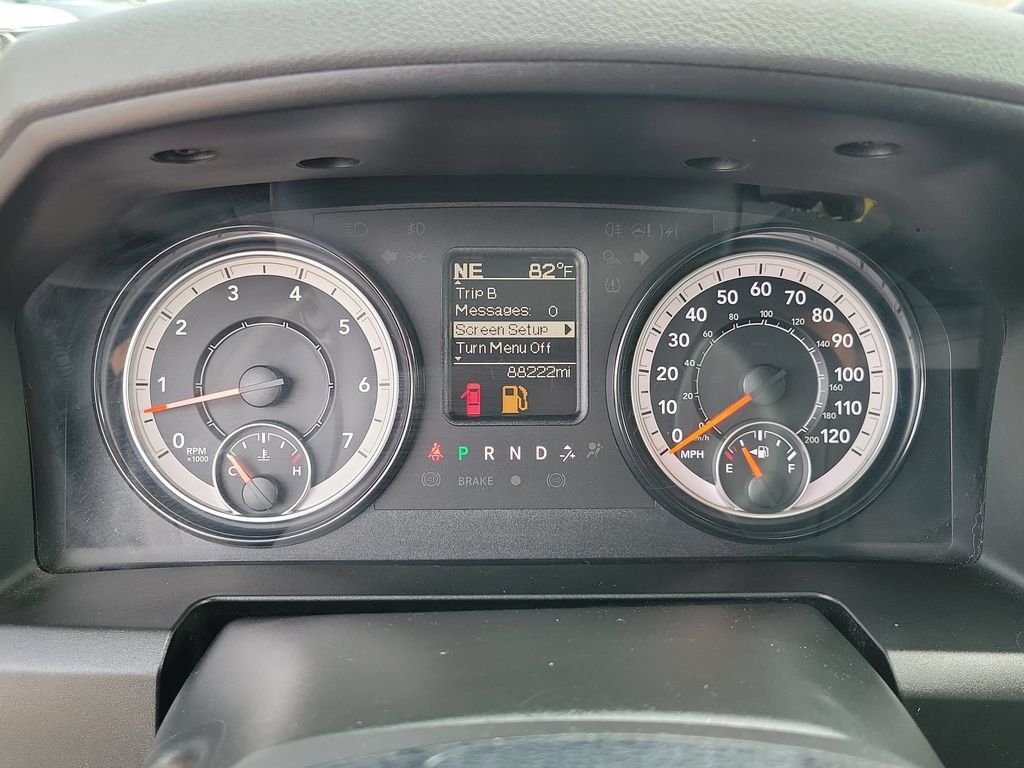Used 2020 RAM 1500 Classic SLT AWD/4WD image 14