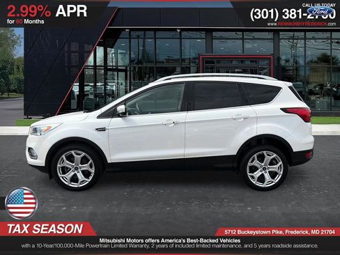Used 2019 Ford Escape Titanium image 4