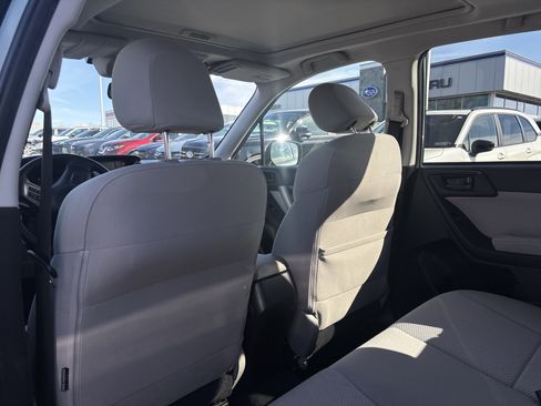 Used 2015 Subaru Forester 2.5i Premium image 13