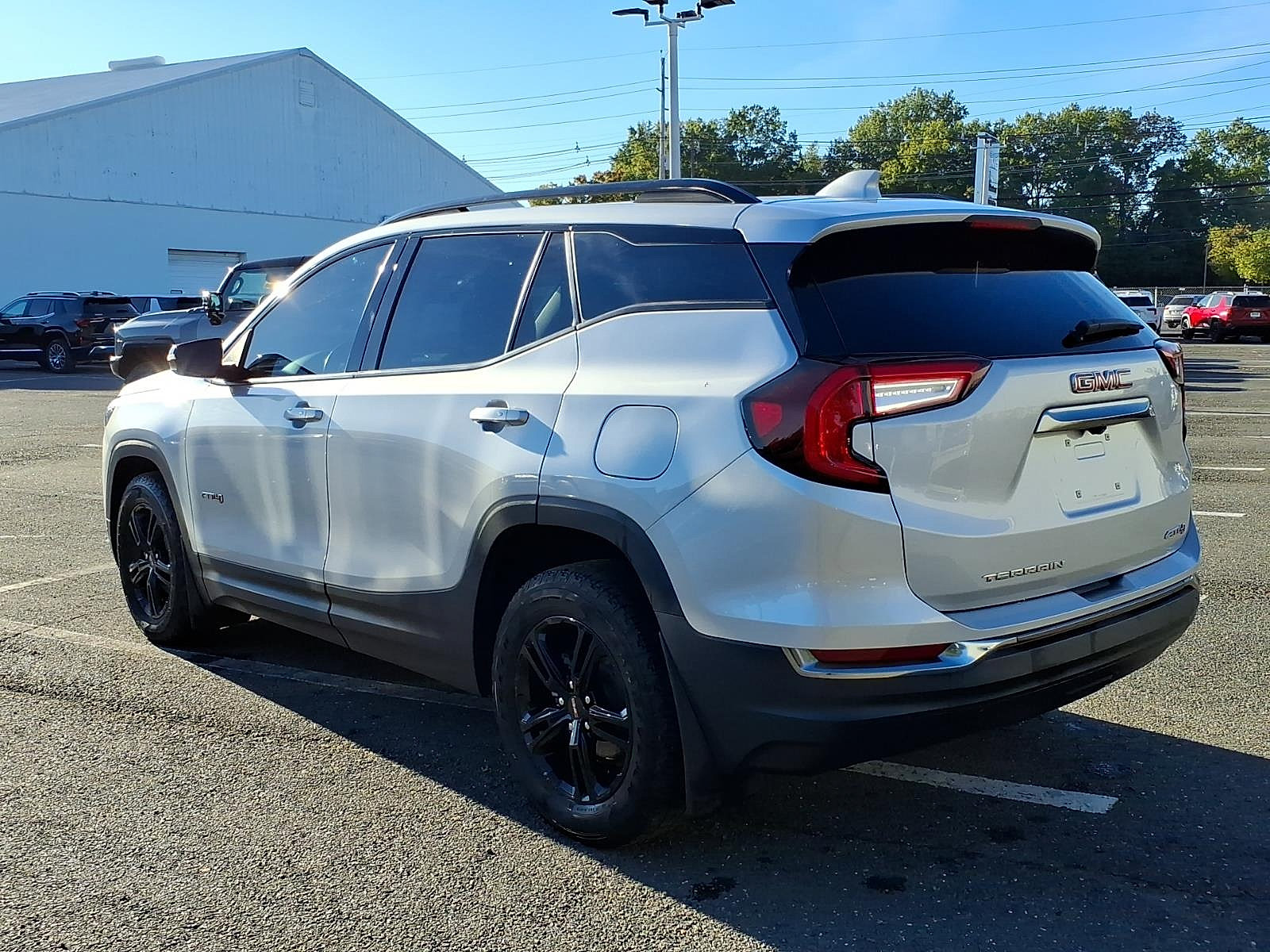 Used 2022 GMC Terrain AT4 AWD/4WD image 4