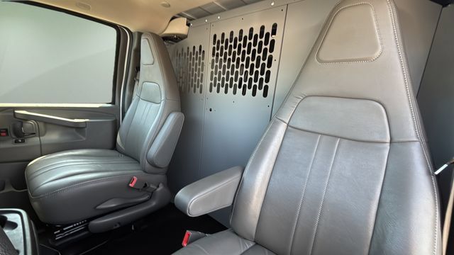 Used 2025 Chevrolet Express 2500 w/ Driver Convenience Package RWD image 20