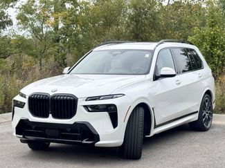 Used 2026 BMW X7 xDrive40i w/ Executive Package video 3