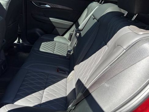 Used 2023 Buick Envision Avenir AWD/4WD image 10