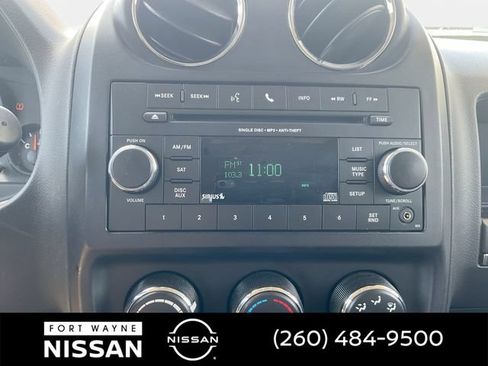 Used 2016 Jeep Patriot High Altitude AWD/4WD image 15