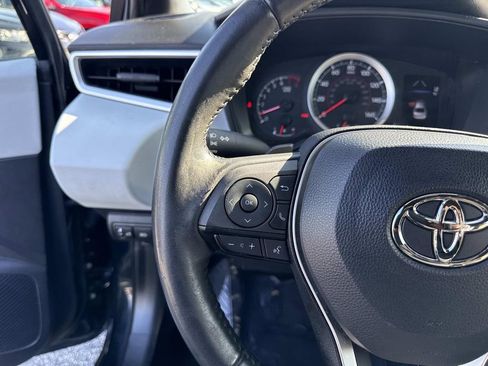 Used 2022 Toyota Corolla SE image 29