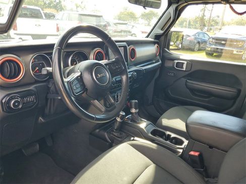 Used 2021 Jeep Wrangler Unlimited Sport image 12