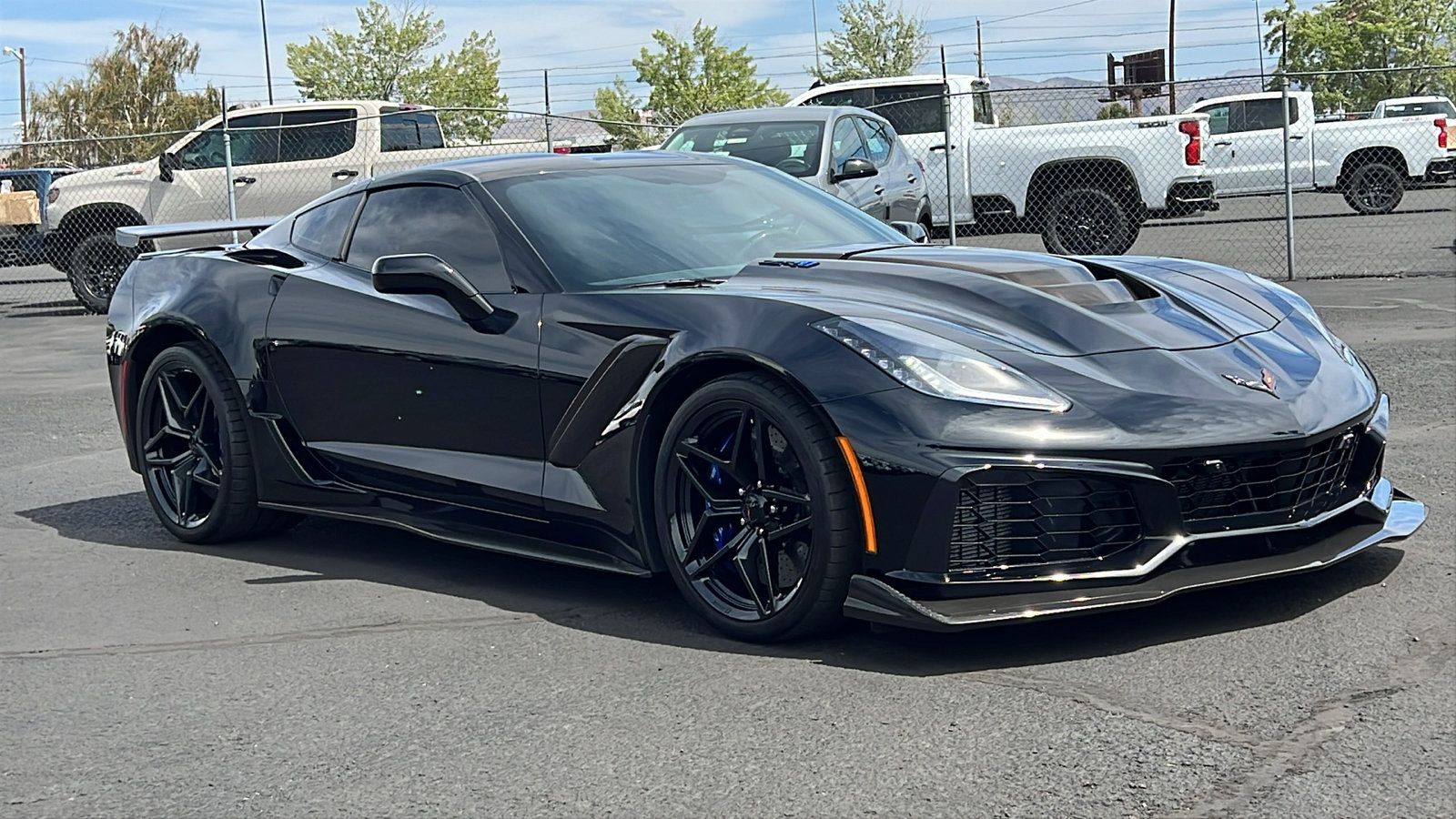 Used 2019 Chevrolet Corvette ZR1 RWD image 3