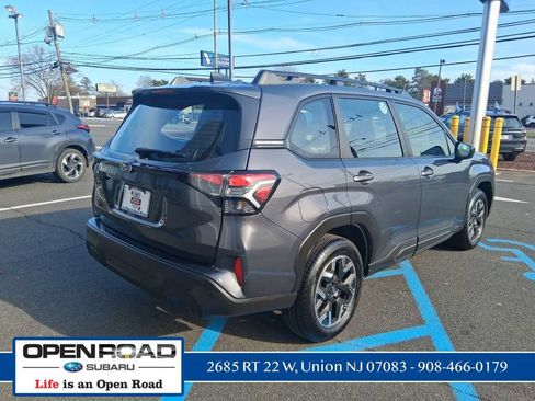 Used 2025 Subaru Forester image 7