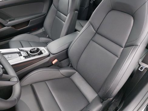 Certified 2026 Porsche 911 Carrera RWD image 13