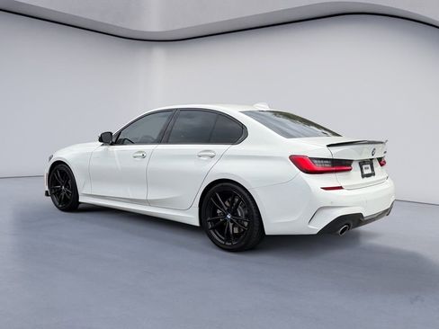 Used 2019 BMW 330i Sedan w/ M Sport Package RWD image 3
