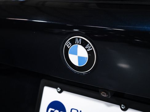 Used 2019 BMW X5 xDrive40i w/ M Sport Package AWD/4WD image 13