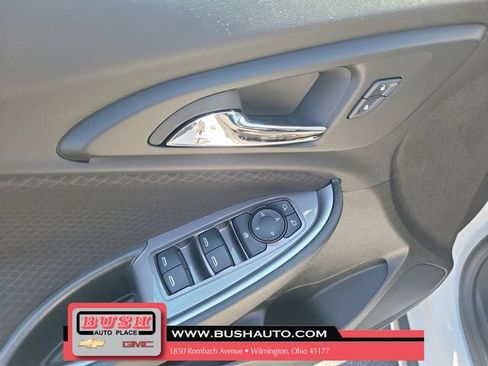 Used 2023 Chevrolet Malibu LT FWD image 20
