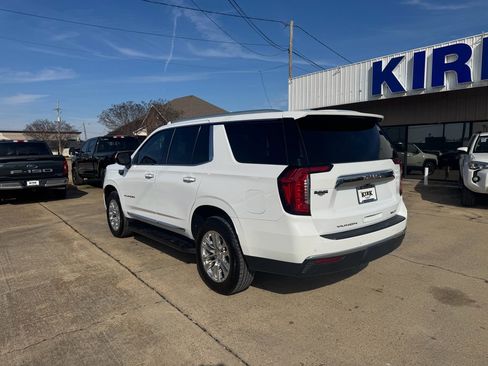 Used 2023 GMC Yukon SLT image 3