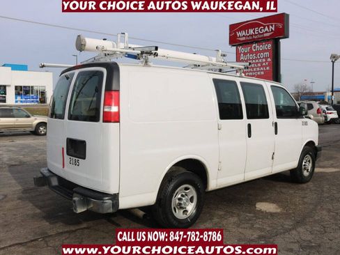 Used 2017 GMC Savana 2500 RWD image 5