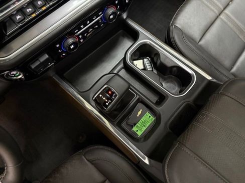 Used 2024 Chevrolet Silverado 1500 High Country w/ High Country Premium Package image 29