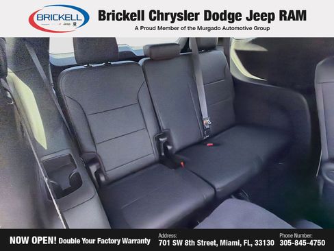 Used 2025 Chevrolet Traverse Z71 AWD/4WD image 21