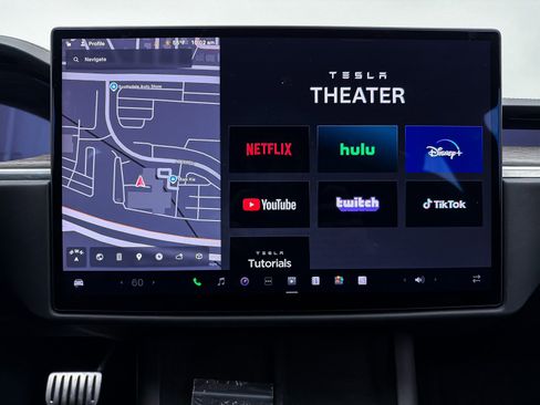 Used 2021 Tesla Model S Long Range image 22