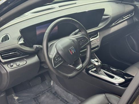 Used 2024 Buick Envista Avenir FWD image 14