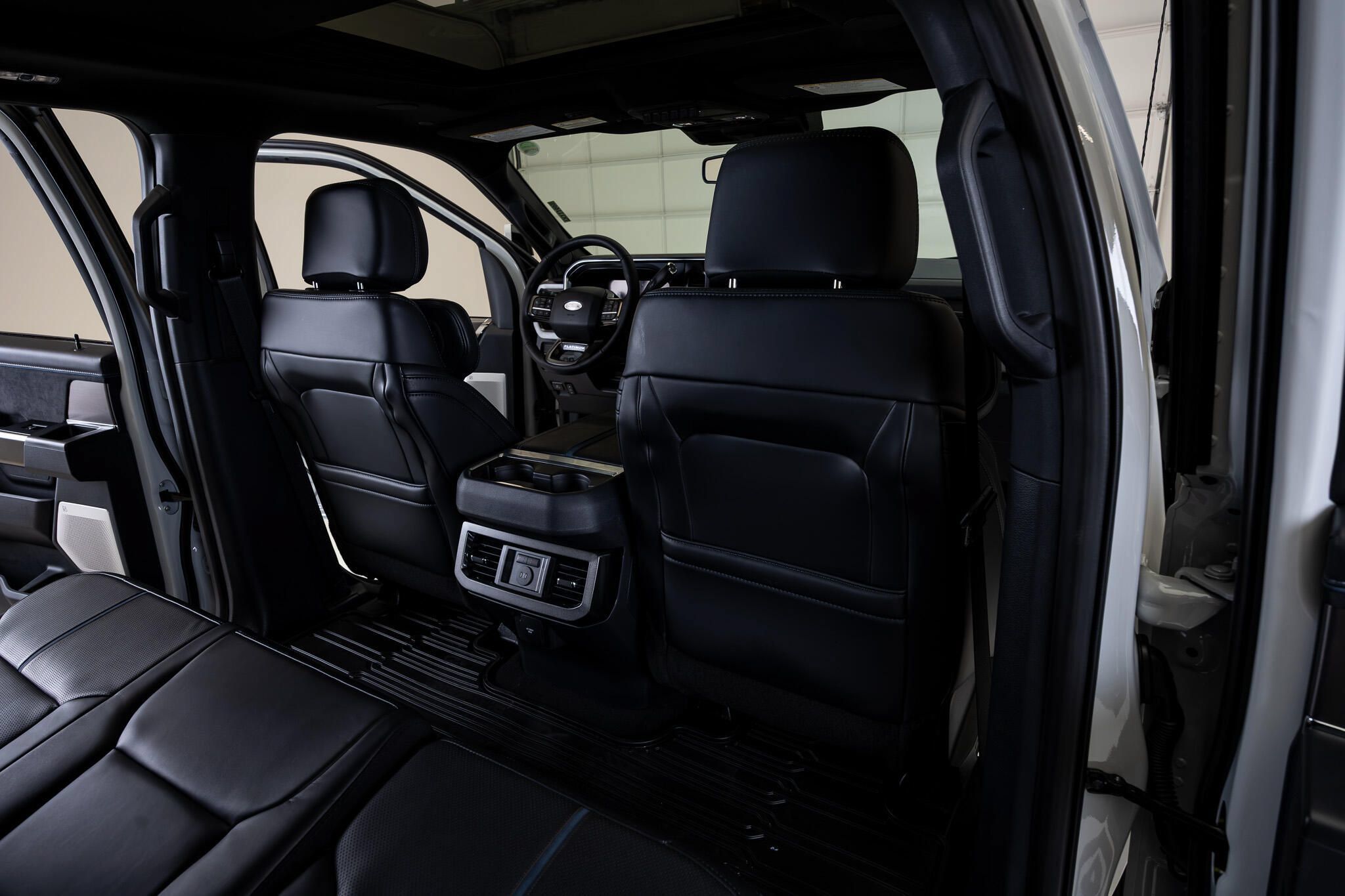 Used 2026 Ford F450 Platinum AWD/4WD image 41