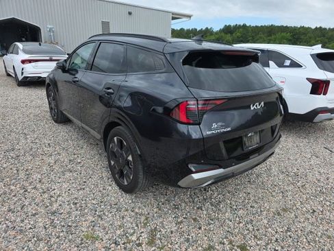 Certified 2026 Kia Sportage SX FWD image 4