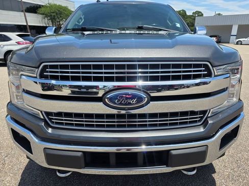 Used 2018 Ford F150 Lariat w/ Equipment Group 502A Luxury AWD/4WD image 3