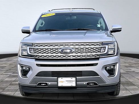 Used 2019 Ford Expedition Platinum image 3