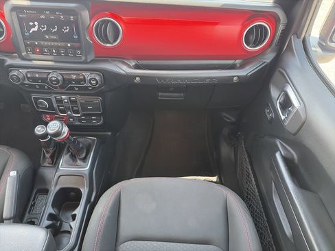 Used 2020 Jeep Wrangler Unlimited Rubicon AWD/4WD image 17