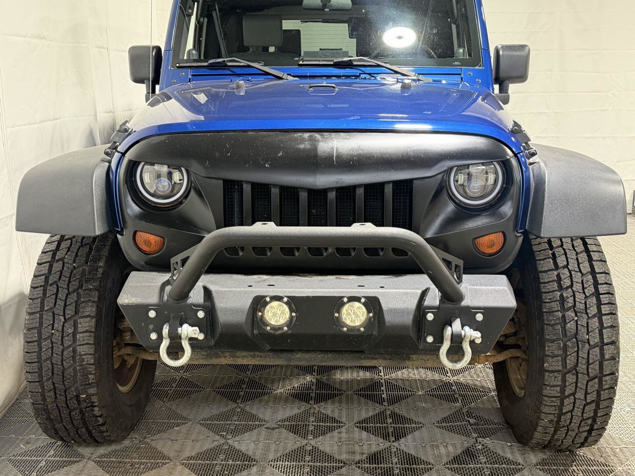 Used 2009 Jeep Wrangler Rubicon w/ Dual Top Group AWD/4WD image 3