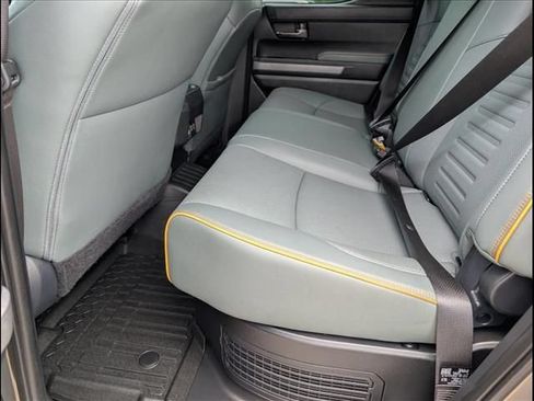 Used 2025 Toyota Tacoma 4x4 Double Cab Hybrid image 10