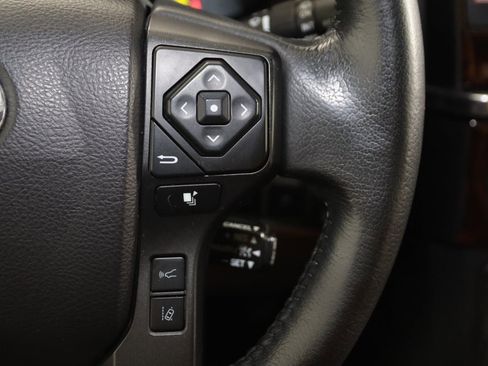 Used 2021 Toyota Sequoia Platinum image 37