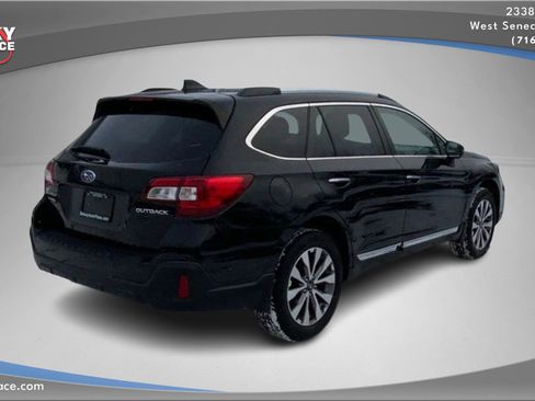 Used 2019 Subaru Outback 2.5i Touring image 5