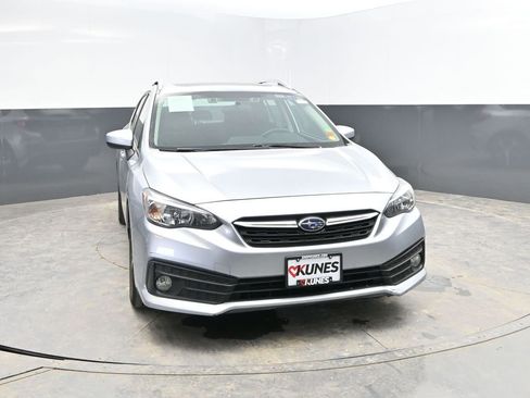 Used 2022 Subaru Impreza Premium image 4