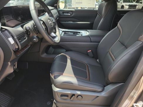 New 2026 Nissan Armada SL w/ Captain's Chari Seat Package AWD/4WD image 19